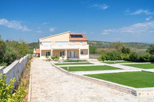 Villa Julija