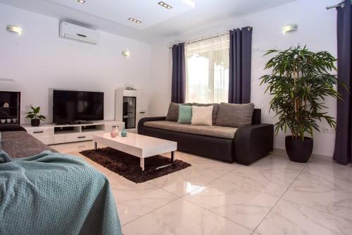 Villa Golden Garden With 50sqm Private Pool