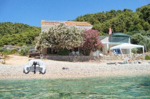 Apartments Mateo-by The Beach