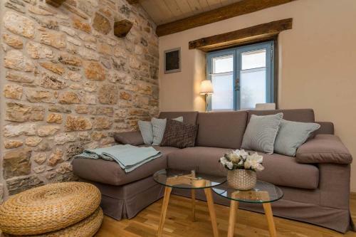 House Grandi?i 1852