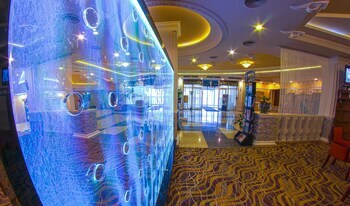 Hotel Golden Dragon