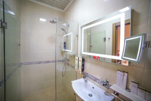 City Hotel Bishkek
