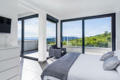 Hillside Villa