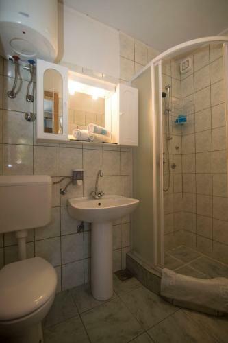 Apartments And Rooms Nikol