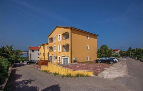 One-bedroom Apartment In Jadranovo