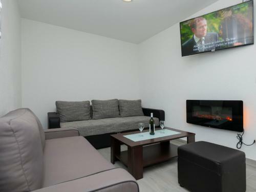 Prunus-luxurious Holiday Home With A Private Pool