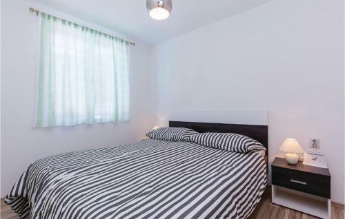 Four-bedroom Holiday Home In Jadranovo
