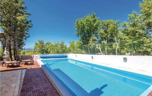 Four-bedroom Holiday Home In Jadranovo