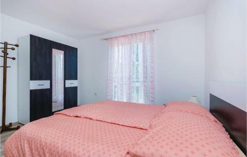 Four-bedroom Holiday Home In Jadranovo