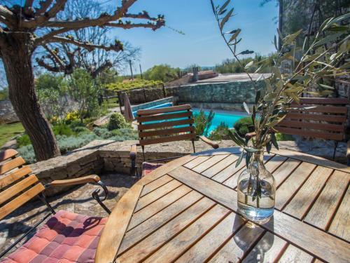 Luxurious Holiday Home In Heraki Croatia With Private Pool