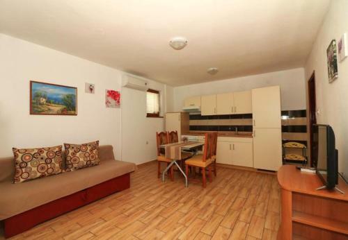 Apartments Sla?a - 150 M From Beach