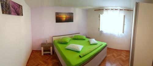Hostal Apartments And Rooms Tonka-parking