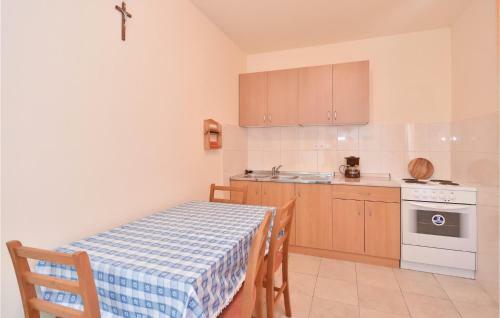 Five-bedroom Holiday Home In Kucice