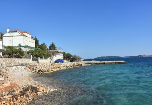Apartments Nevenkos-20m From Beach