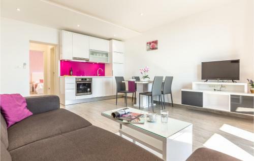 One-bedroom Apartment In Medici