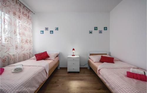 Three-bedroom Holiday Home In Labin