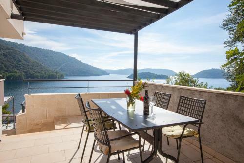 Apartment Pasadur Lastovo