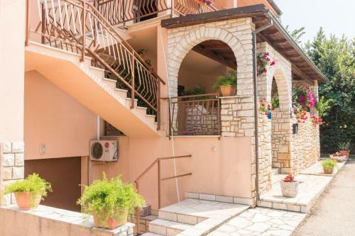 Apartments Ivica 1706