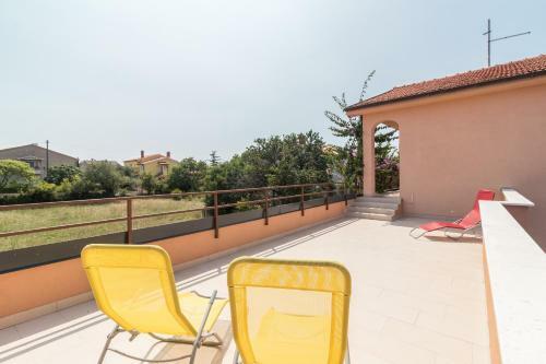 Apartments Ivica 1706