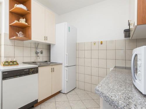 Alluring Apartment In Labin With Garden