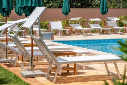 Hostal Via Flavia With Common Pool