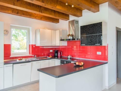 Cozy Villa In Sveti Lovrec With Private Pool
