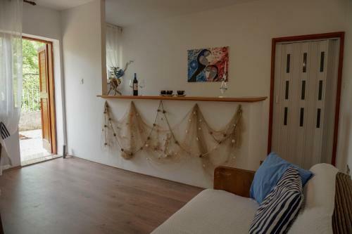 Apartments Jakov