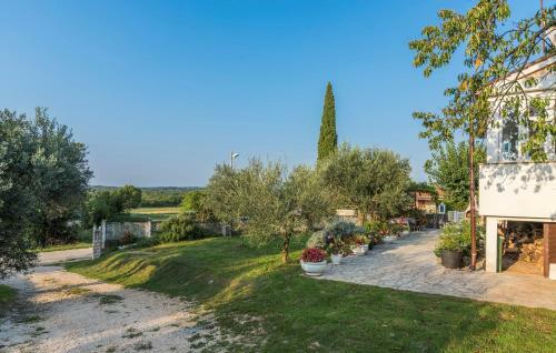 Apartamento Ferienhaus Zora With Whirlpool