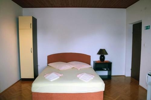 Apartments Sini-with Parking