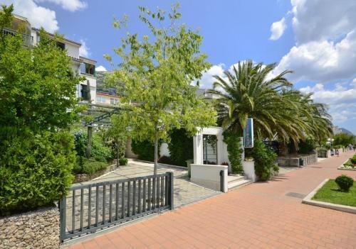 Apartments Gianni - Great Location