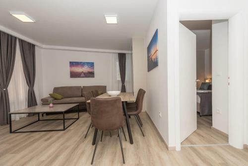 Beach Apartments Mara