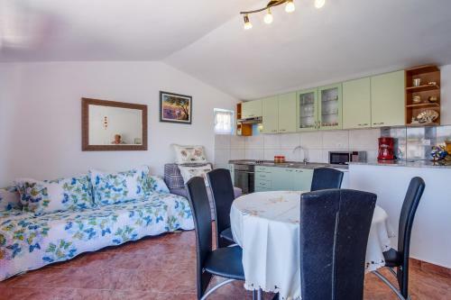 Hostal Sea View House Lisa