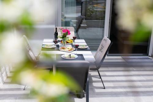 Apartamentos Holiday House Mar