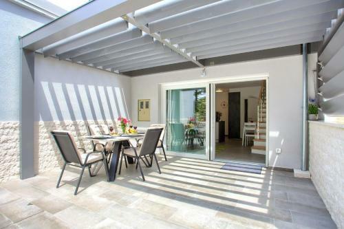 Apartamentos Holiday House Mar
