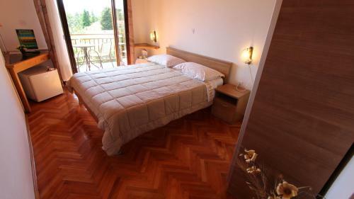 Hostal Apartments And Rooms Jelka