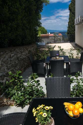 Hostal Apartments And Room Solis