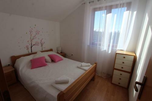 Hostal Apartments Valdina