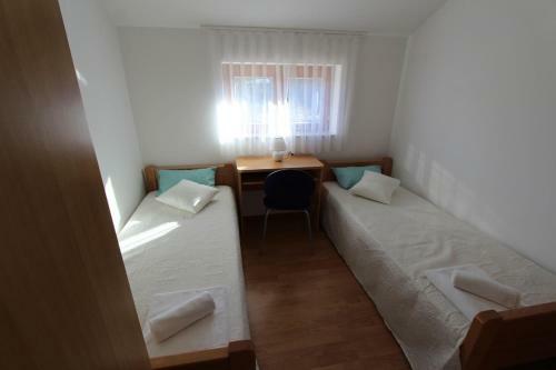 Hostal Apartments Valdina