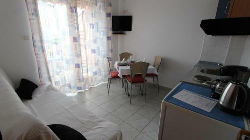 Hostal Apartments Valdina