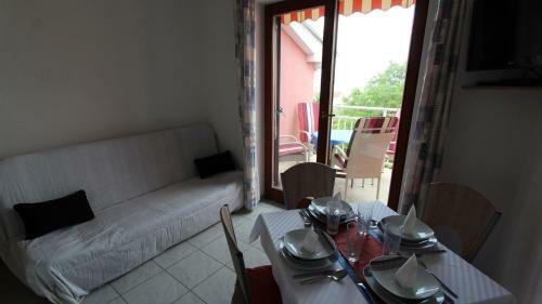 Hostal Apartments Valdina