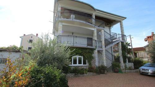 Hostal Apartments Barjaktari?