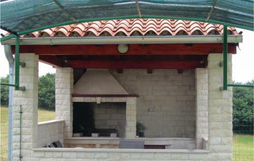 Two-bedroom Holiday Home In Marcana