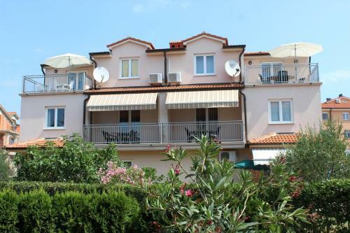 Apartments Istriensonne - Haus Anto