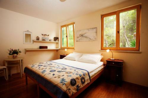 Holiday Home Biserka - Quiet Place