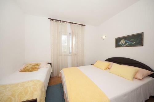 Apartments Sreca - 150m From Beach