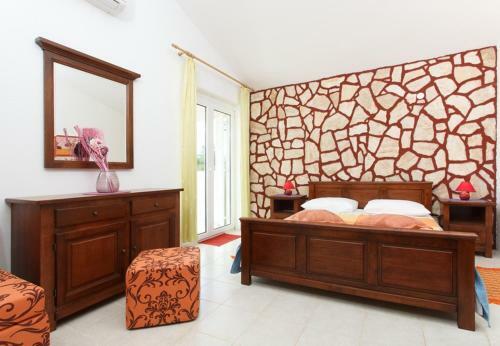 Holiday Home Denis - 100m From Sea