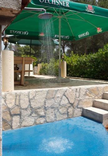 Holiday Home Denis - 100m From Sea