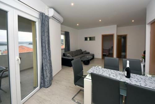 Apartamento Holiday Home 193586