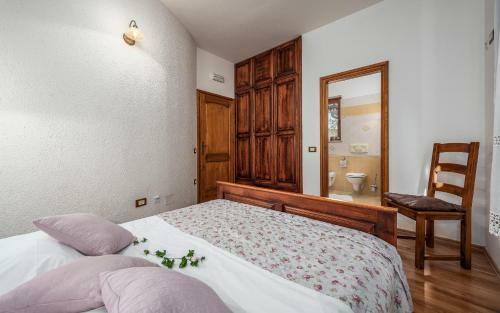 Villa Bacio With Pool, Wine Cellar, Volleyball Field