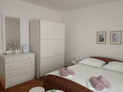 Hostal Guesthouse Cola